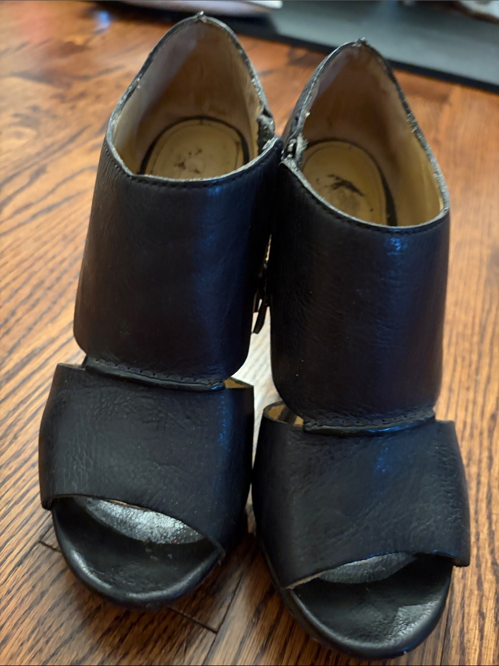 Vintage COACH Jaelyn Open-Toe Wedge Platform Sandals